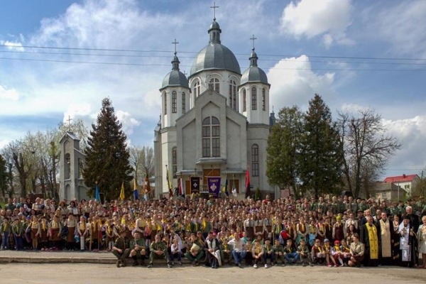 Пластуни відзначили своє свято в Підгайцях (Фоторепортаж)