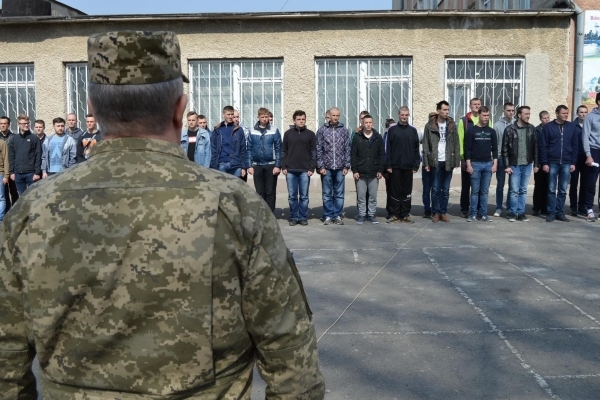 На Тернопільщині завершився весняний призов на строкову військову службу 