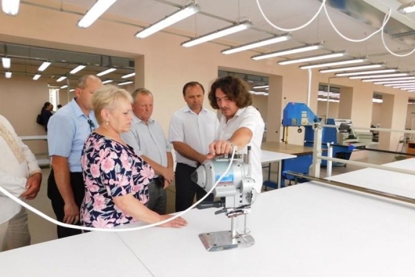 На Тернопільщині почала роботу нова швейна фабрика