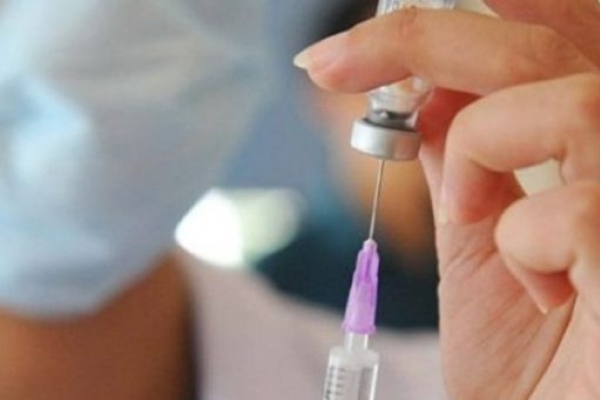 Проти страшної хвороби на Тернопільщині вакцинуватимуть і дорослих