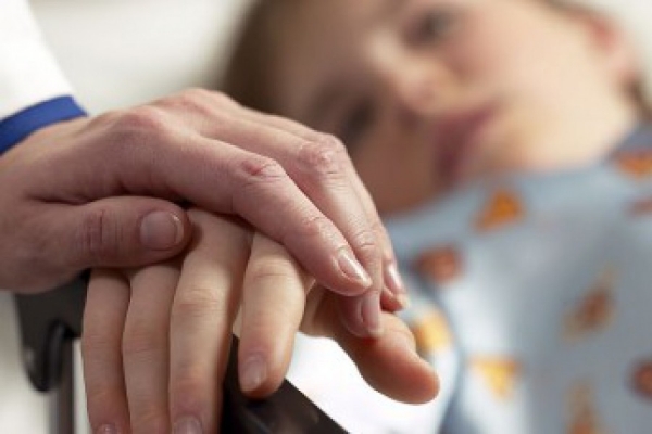 2-річний хлопчик на Тернопільщині випадково випив дизельне пальне