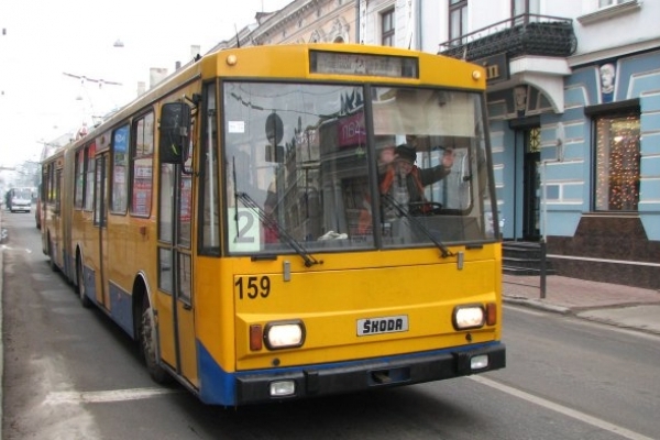 Скоро у Тернополі проїзд у тролейбусах вартуватиме 6 гривень