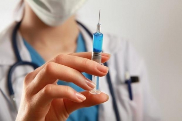 Чи рятує вакцинація від грипу? Лікар розставив крапки над  «і» (відео)