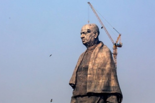 В Індії збудували найвищу статую у світі