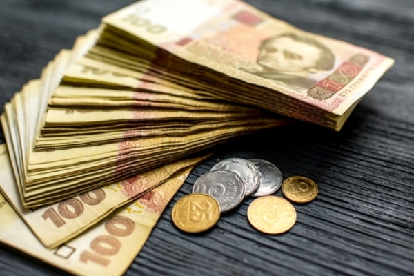 Середня зарплата в Україні цього року перевищить 10 тис. грн - Мінфін