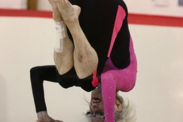 Виклик старості: 80-річна спортсменка зайняла призове місце на національних змаганнях з гімнастики