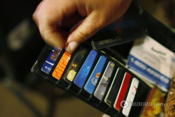 Зняти готівку з картки можна буде в будь-якому магазині?