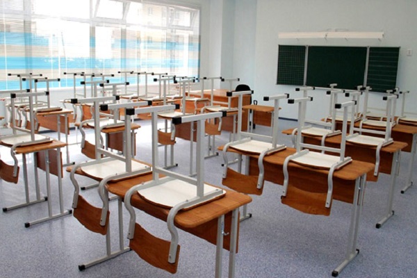 Майже 50 шкіл Тернопільщини доведеться закрити, а випускники деяких шкіл взагалі можуть залишитись без атестатів (Відео)