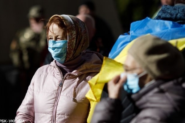 Карантин в Україні можуть пом’якшити: у МОЗ назвали умову
