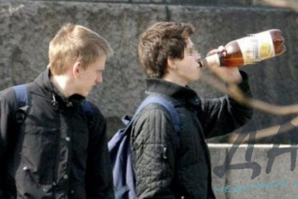 На Тернопільщині судили студента, бо він пив пиво на вулиці
